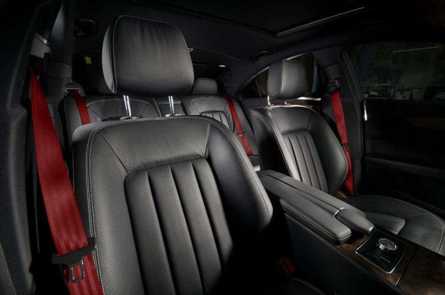  Mercedes-Benz CLS63 AMG by Vilner 2012 года  (фото 4 из 7)